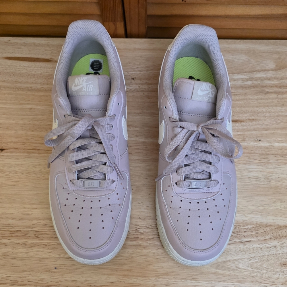 Women's Nike Air Force 1 '07 Platinum Violet Sail
